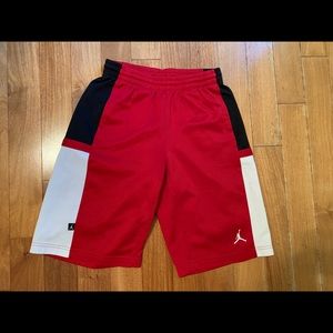 Boy Jordan shorts (Size L/12-13yr)